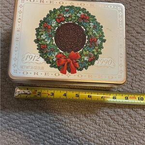 Oreo Holiday Wreath Tin with Red and Green Design